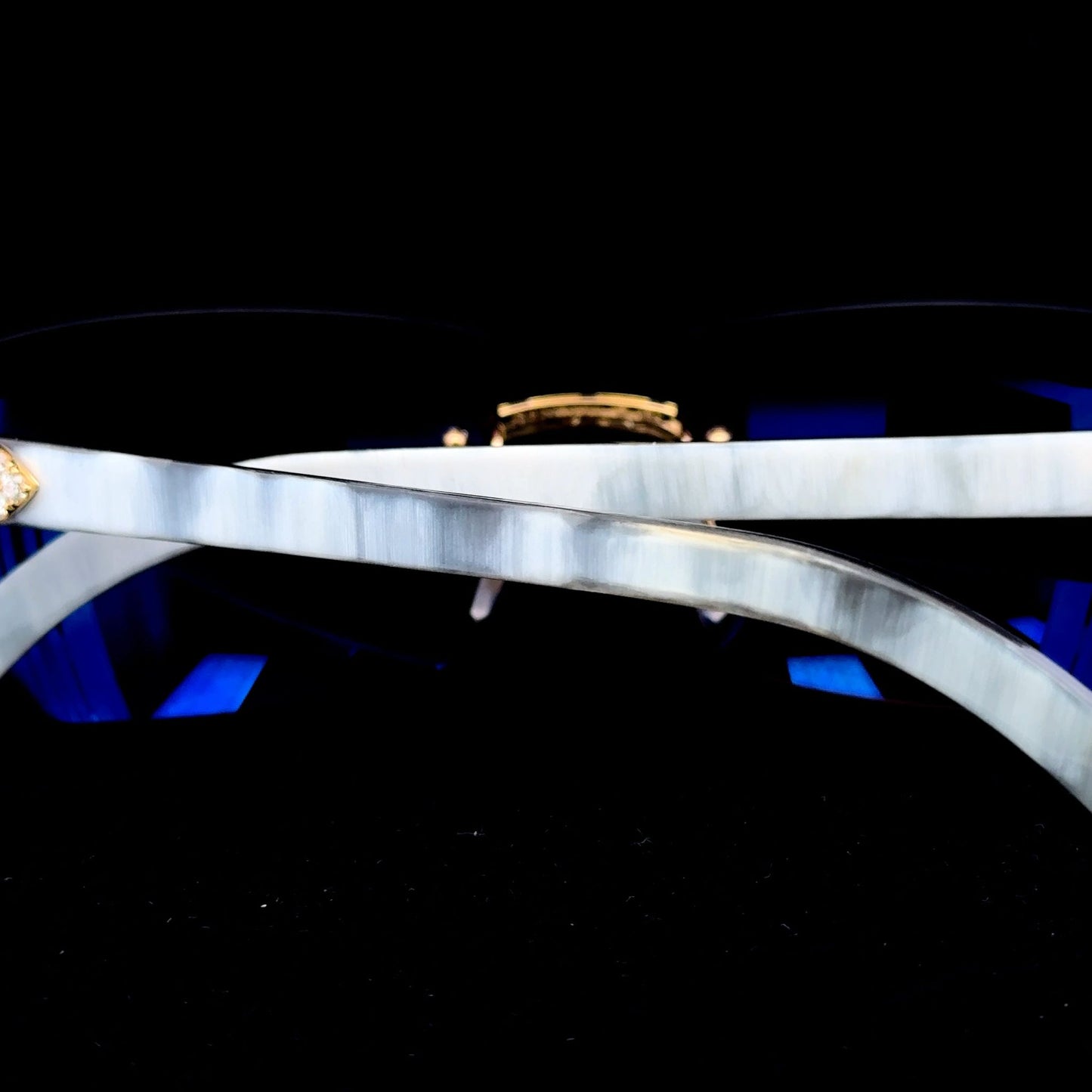 White & Gold Cartier Buffs with 5.9g Gold & 4.16CT VS Diamonds