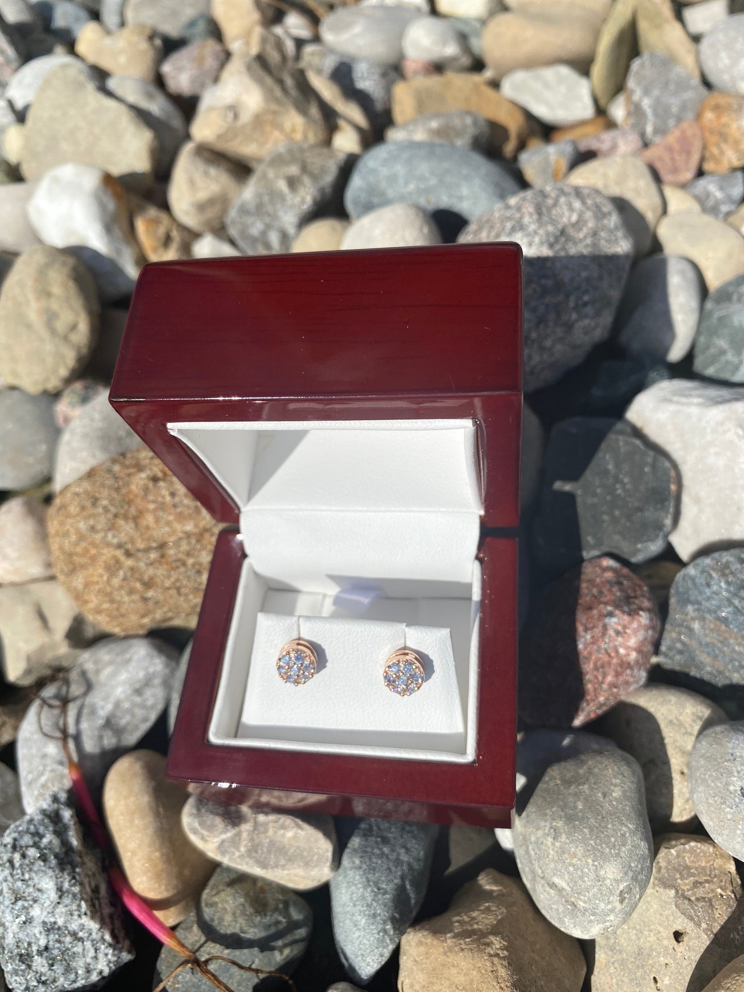 Exquisite Natural Diamond Cluster Earrings β Set in 14K Gold