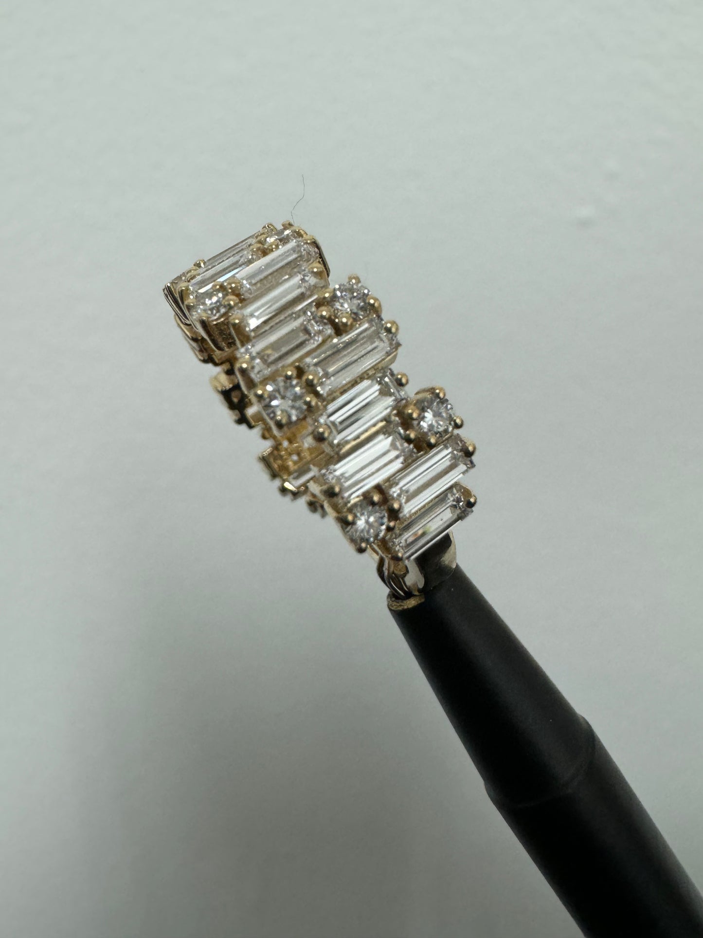 Baguette & Round Diamond” Lazo Semi Eternity Band