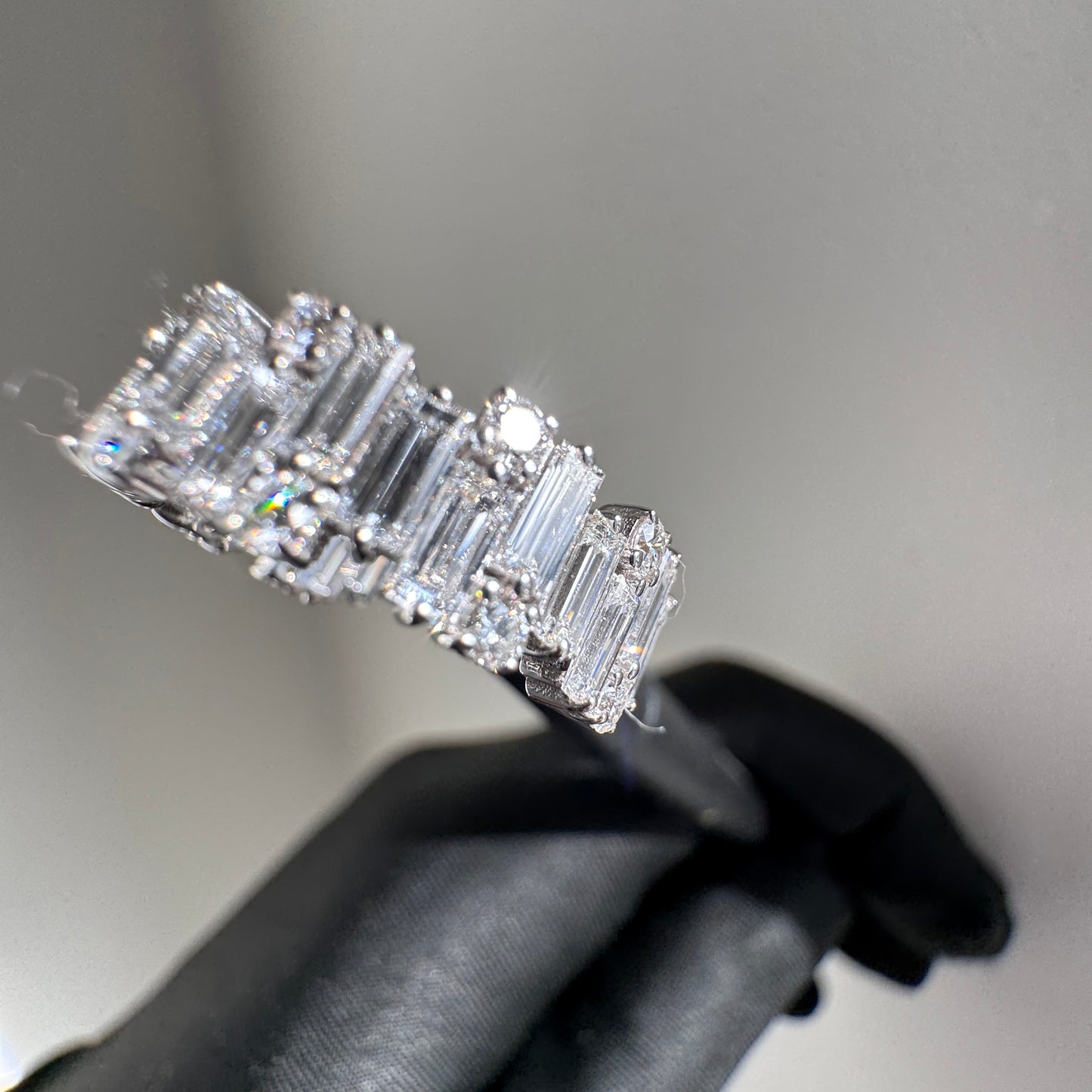 Baguette & Round Diamond” Lazo Semi Eternity Band