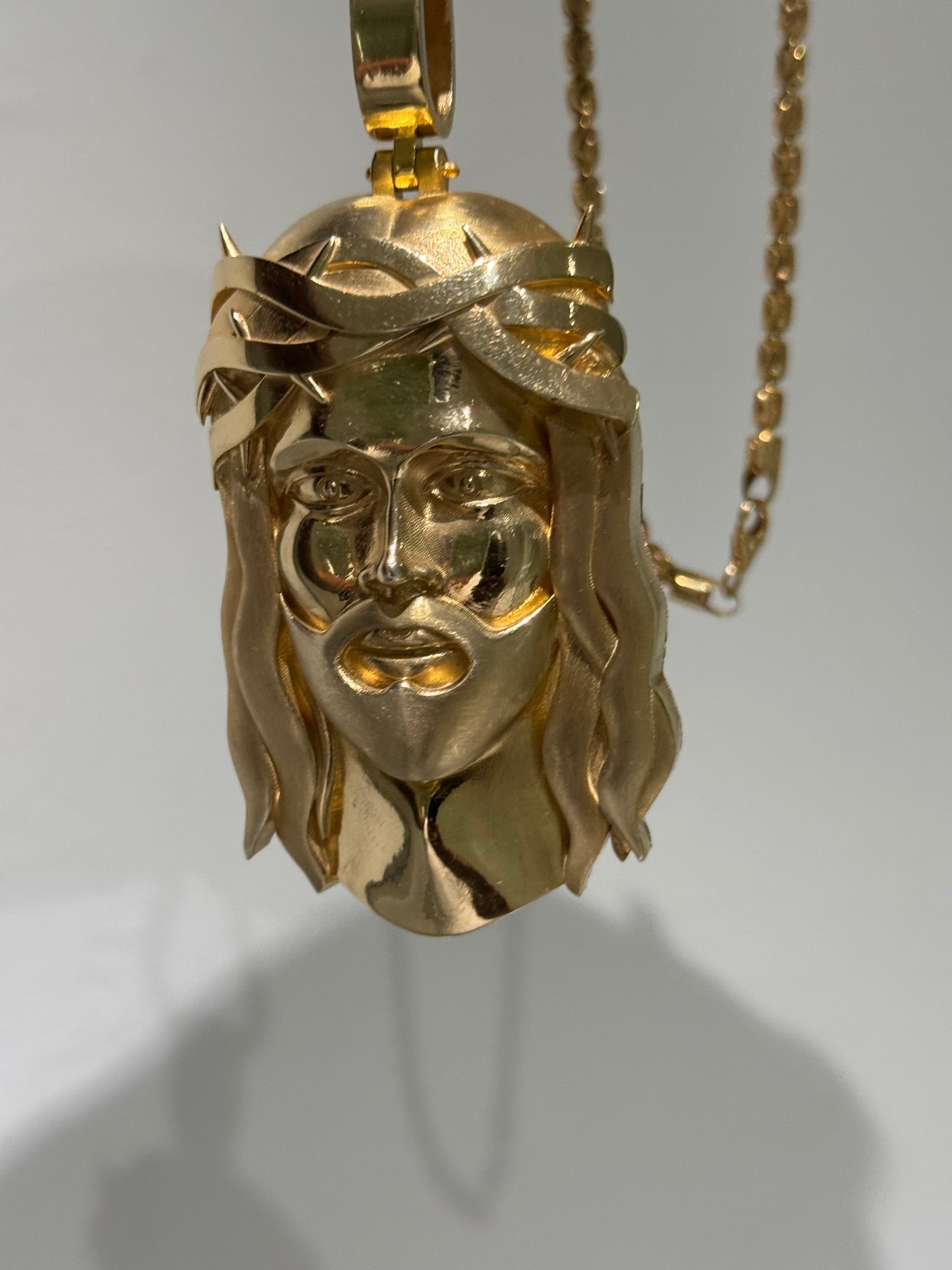 Exclusive Semi-Solid Gold Lazo Jesus Pendant - Crafted by Lazo The Jeweller