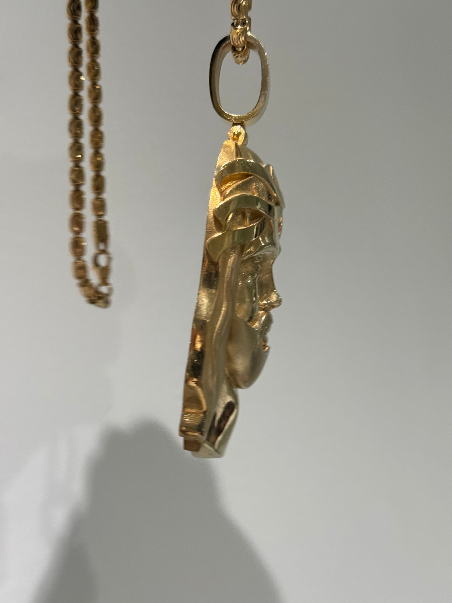 Exclusive Semi-Solid Gold Lazo Jesus Pendant - Crafted by Lazo The Jeweller