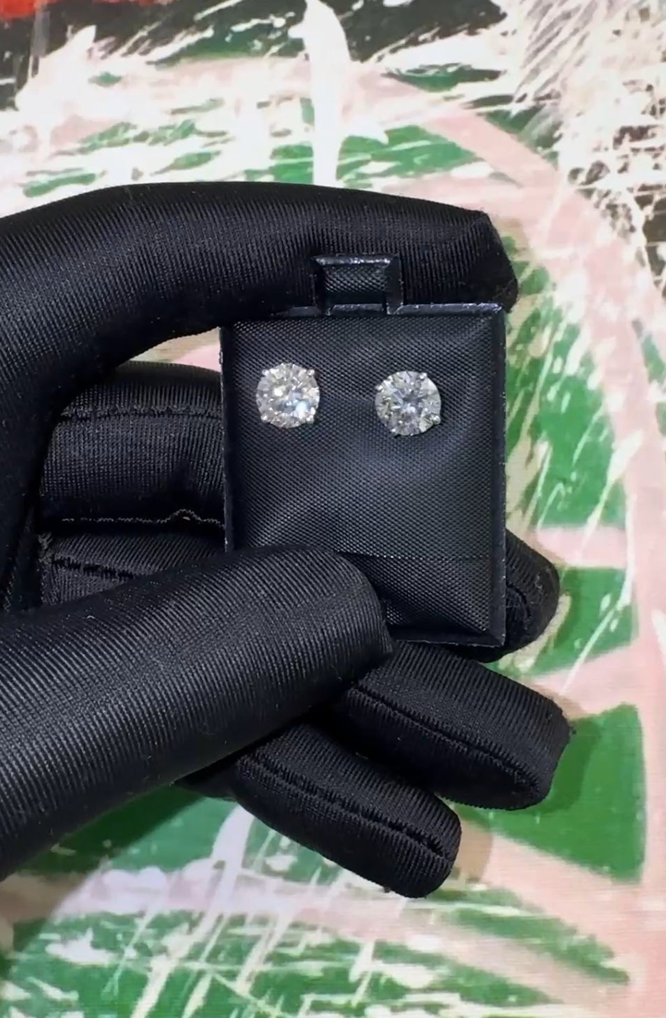 Exquisite 4.00 Carat Total Weight Natural Diamond Studs β Set in 14K White Gold