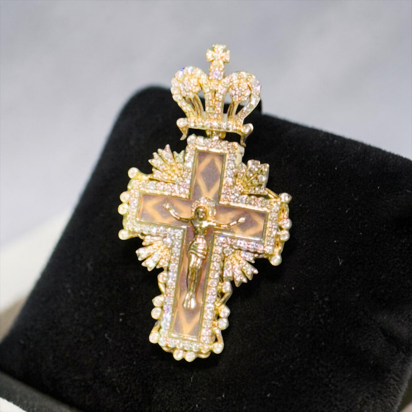 14K Gold Diamond Cross Pendant with Crown – 0.80 CT