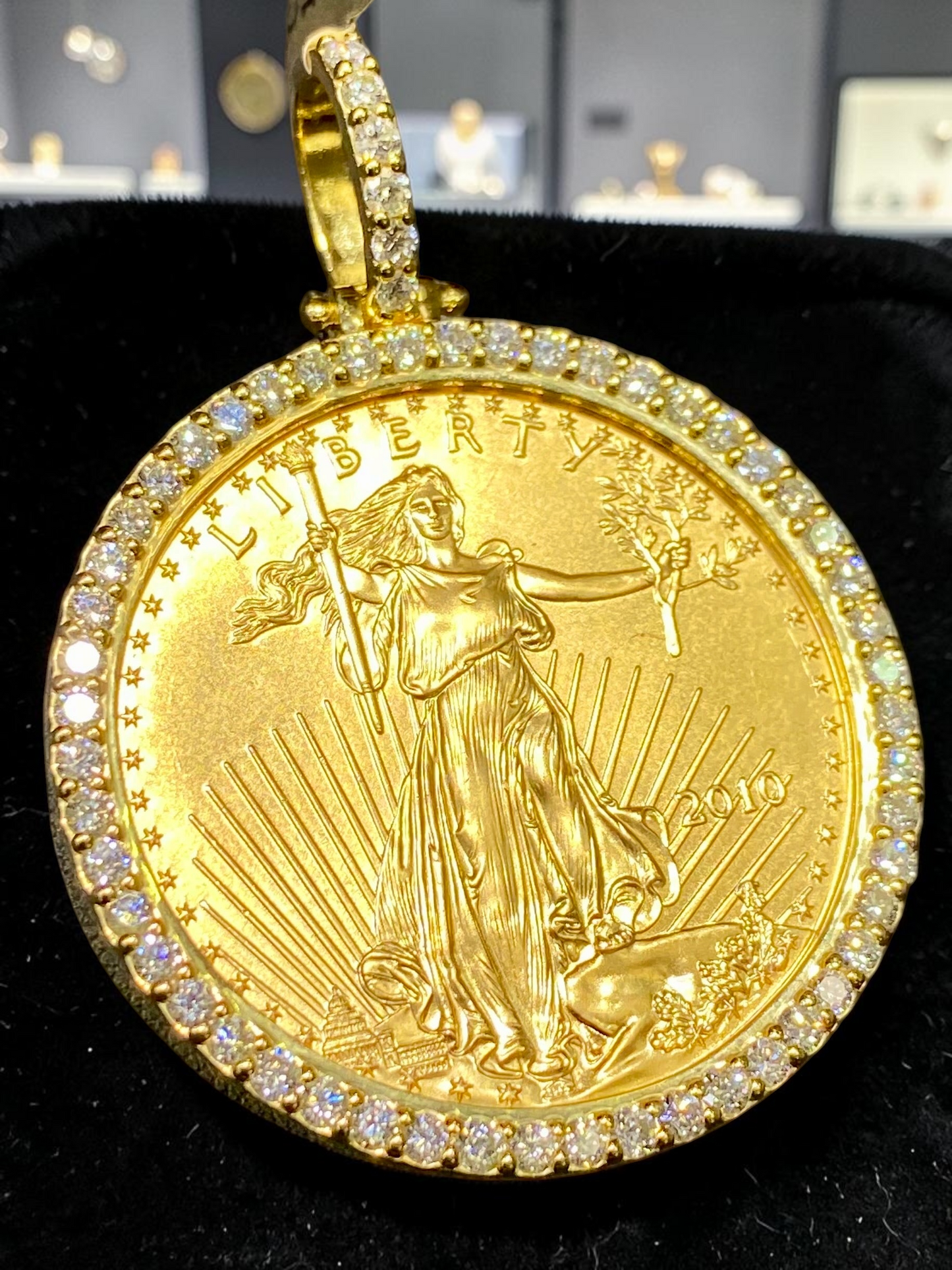 Gold Liberty Coin Pendant | 1 oz Pure Gold Diamond Bezel