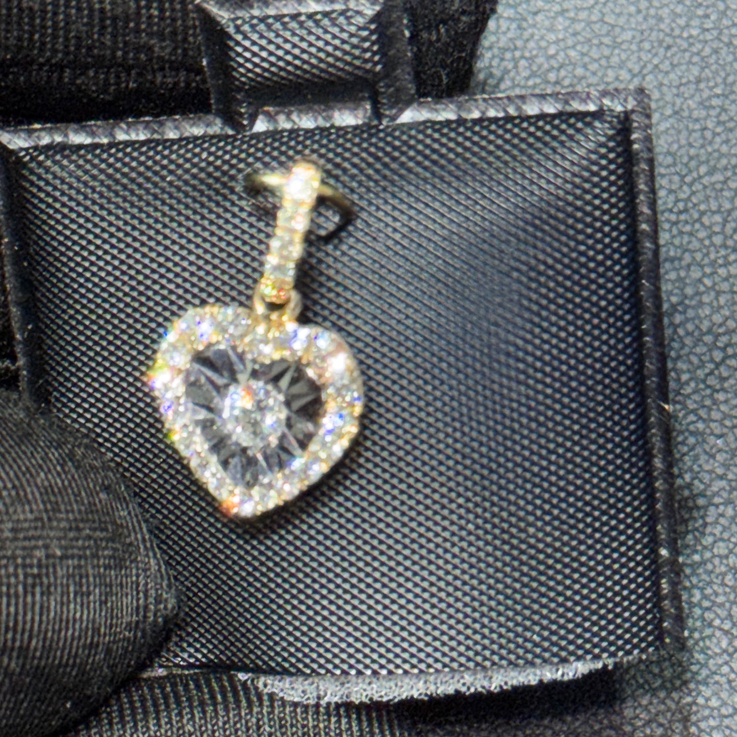 Pretty 10k Gold & Diamonds Heart Pendant