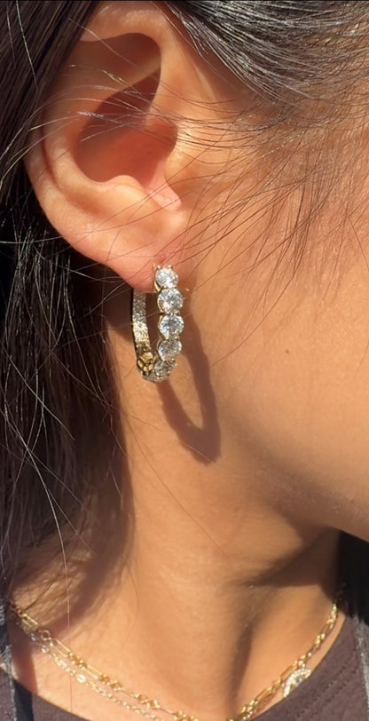 “Eclat Noir” 25 Pointer Natural Diamond Hoops