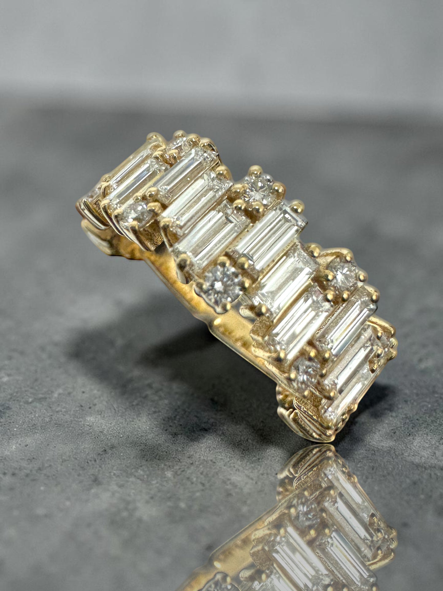 Baguette & Round Diamond” Lazo Semi Eternity Band