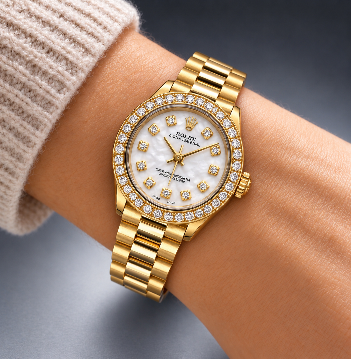 18K Yellow Gold Rolex Datejust 26MM – Mother of Pearl Dial | Diamond Bezel