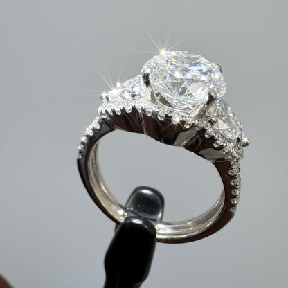 4.20ct Natural Round Brilliant Diamond Engagement Ring | G Color SI2 | EGL Certified | Split Shank Halo Setting