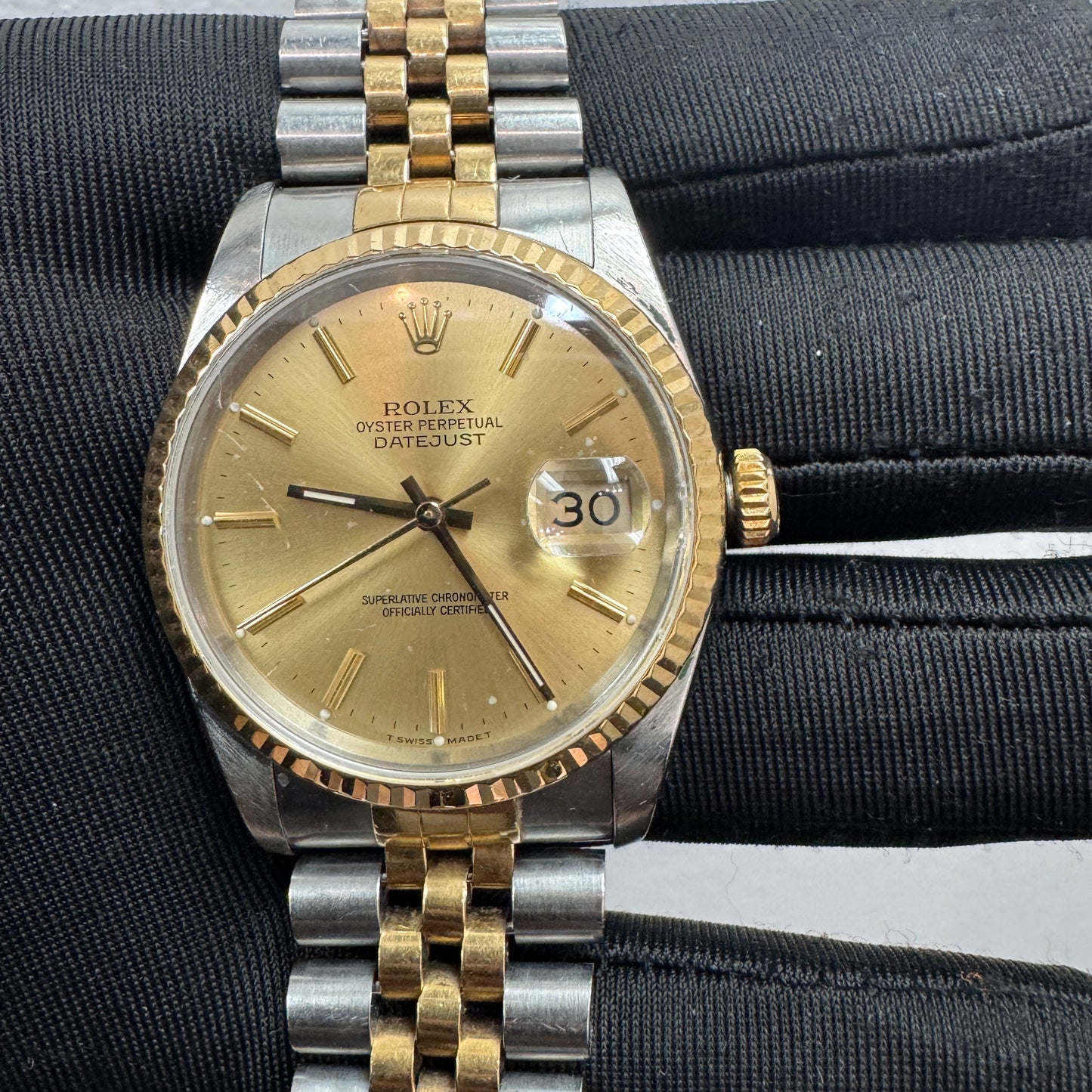 Rolex Datejust 36mm Two-Tone – Champagne Dial – Jubilee Bracelet | Vintage Luxury Classic