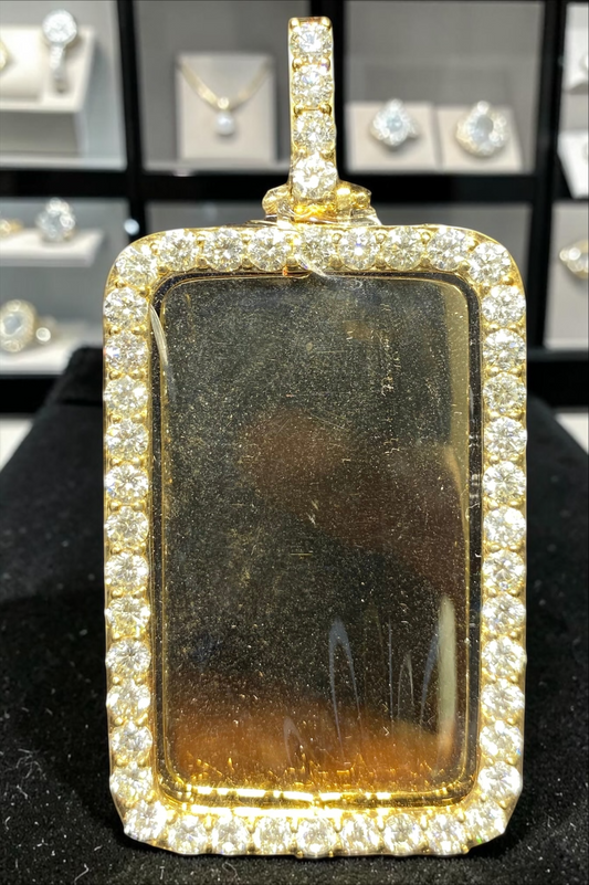 10K Yellow Gold Flip Memory Pendant – 6.20 CT VS Diamond Frame