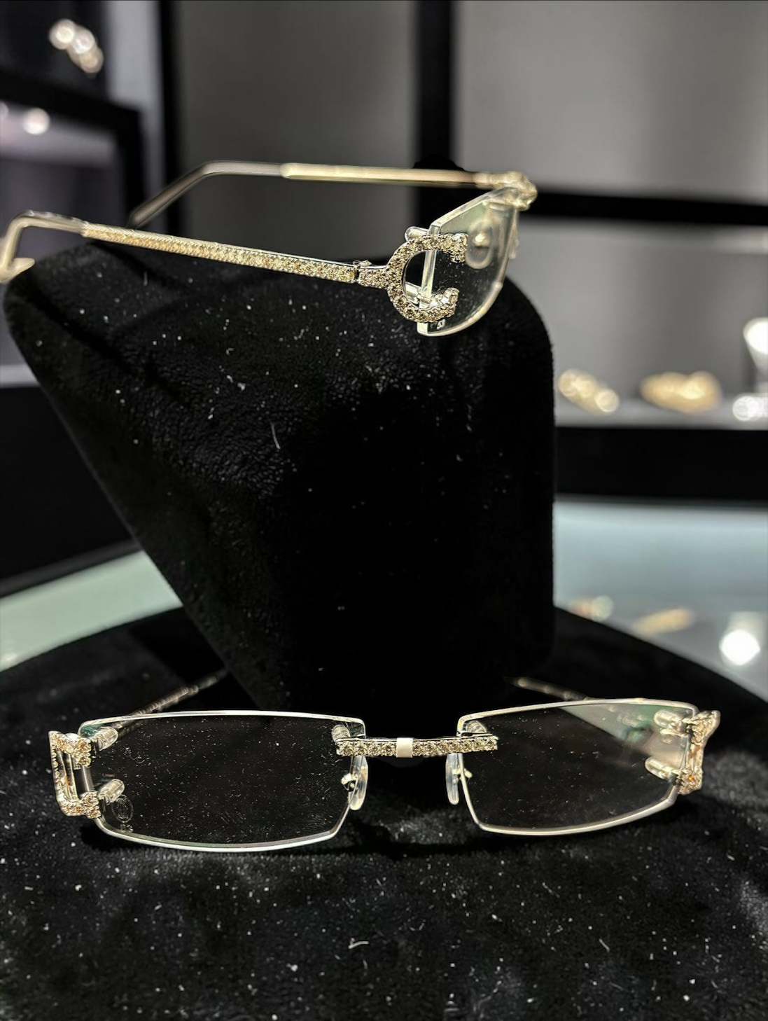 White or Gold Cartier Rimless Wire Frames with 8.7g Gold & 5.49CT VS Diamonds